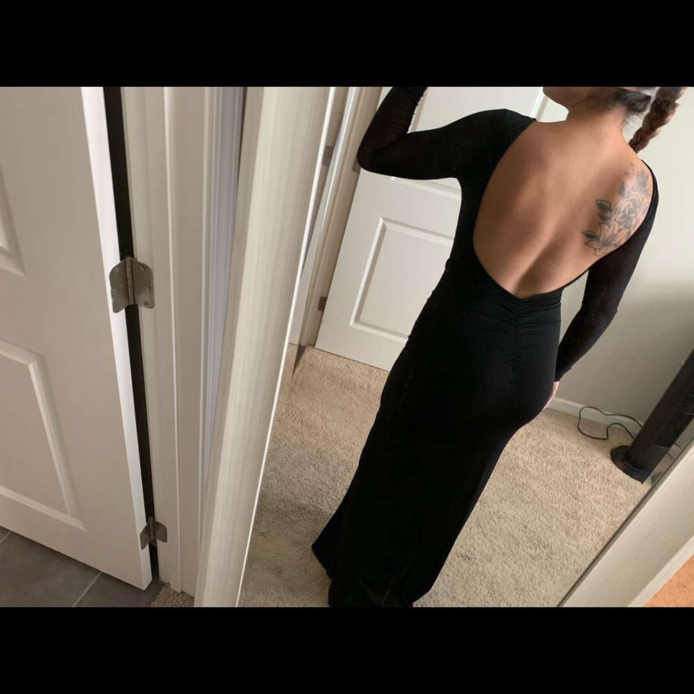 Black fitted dress